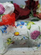 Load image into Gallery viewer, Decoupage Cat Ring Tidy - Quantock Inspiration
