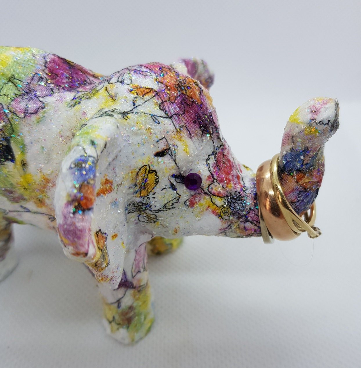 Decoupage Elephant Ring Display - Quantock Inspiration