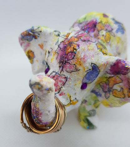 Decoupage Elephant Ring Display - Quantock Inspiration